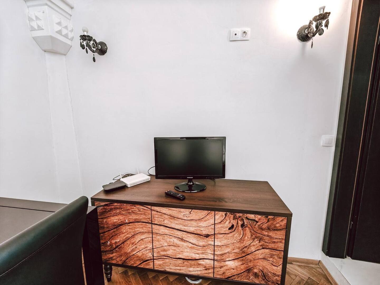 Berindei Studio - City Center - Private Parking Cluj-Napoca Extérieur photo